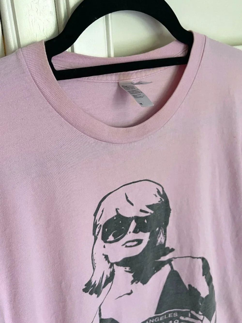 VTG "FREE PARIS" Pink American Apparel Printed T-shirt Unisex Size Medium - Picture 4 of 6